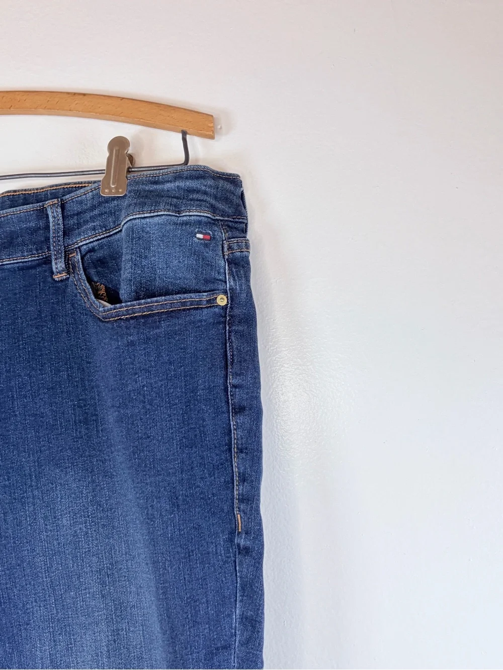 Tommy Hilfiger Bright Blue Wash Ankle Jeans